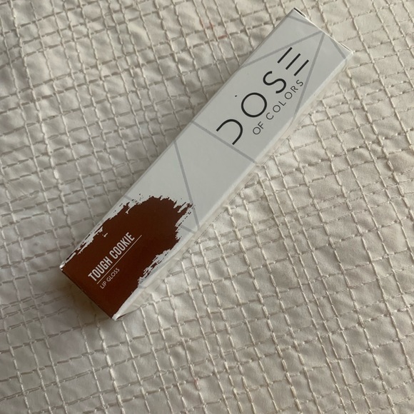 Dose Of Colors Stay Glossy Lipgloss in Tough Cookie BNIB - Picture 4 of 15